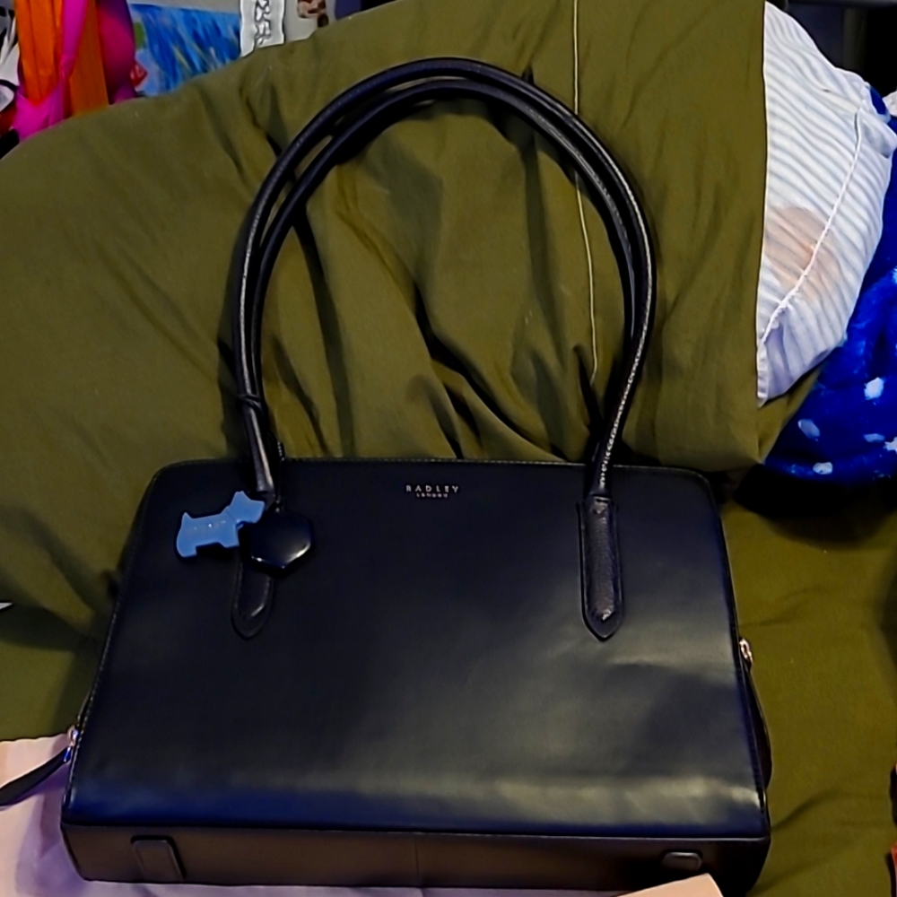 Black Radley London satchel with scottie